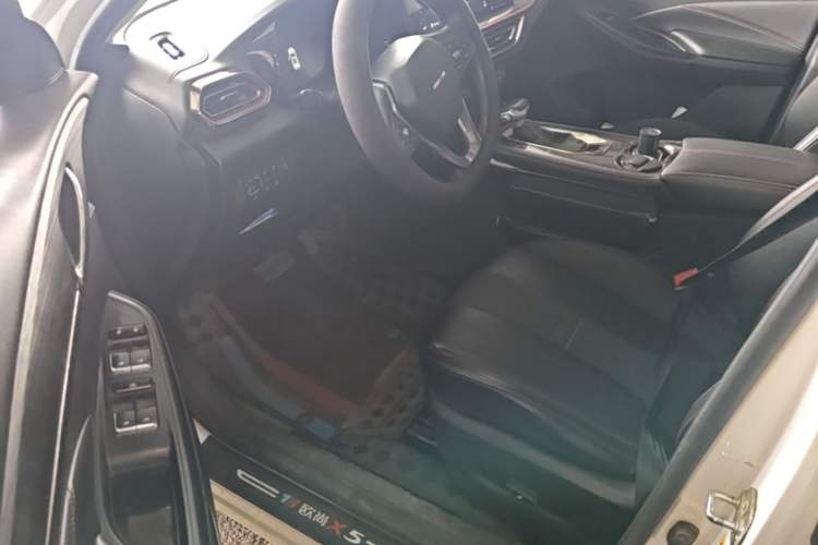Used CHANGAN OSHAN X5 2021 1.5T DCT Luxury Edition Driver Seat