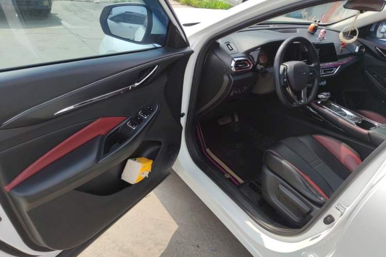 Used CHANGAN OSHAN X5 2021 1.5T DCT Prestige Edition Driver Seat