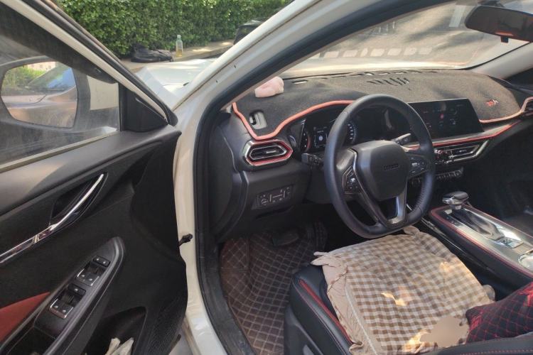 Used CHANGAN OSHAN X5 2021 Revised Version 1.5T DCT Luxury Edition Driver Seat