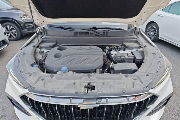 Used CHANGAN OSHAN X5 2021 1.5T DCT Prestige Edition Engine Bay