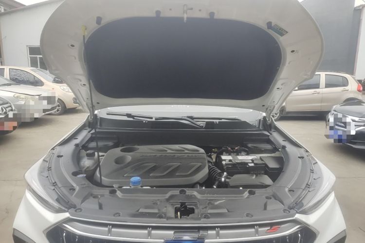 Used CHANGAN OSHAN X5 2021 Revised Version 1.5T DCT Luxury Edition Engine Bay