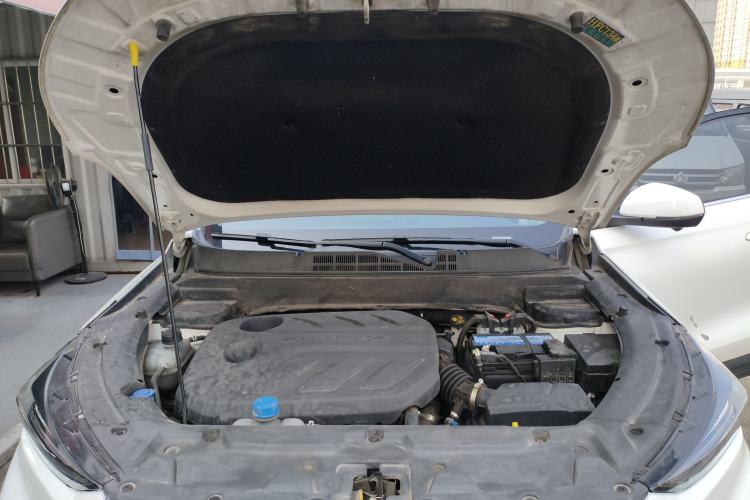 Used CHANGAN OSHAN X5 2021 1.5T DCT Flagship Edition Engine Bay
