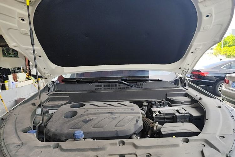 Used CHANGAN OSHAN X5 2021 1.5T DCT Flagship Edition Engine Bay