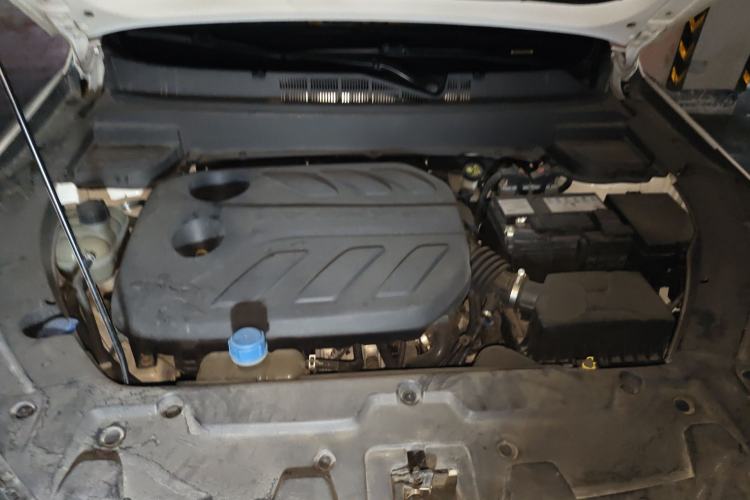 Used CHANGAN OSHAN X5 2021 1.5T DCT Flagship Edition Engine Bay