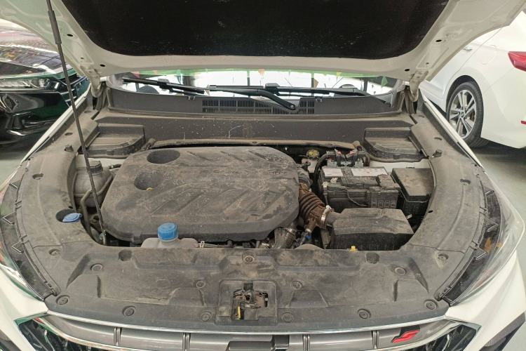Used CHANGAN OSHAN X5 2021 1.5T DCT Prestige Edition Engine Bay