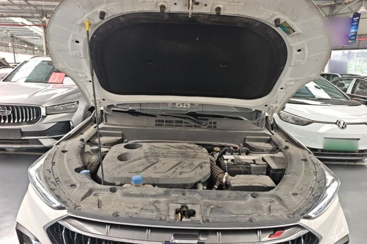 Used CHANGAN OSHAN X5 2021 1.5T DCT Prestige Edition Engine Bay