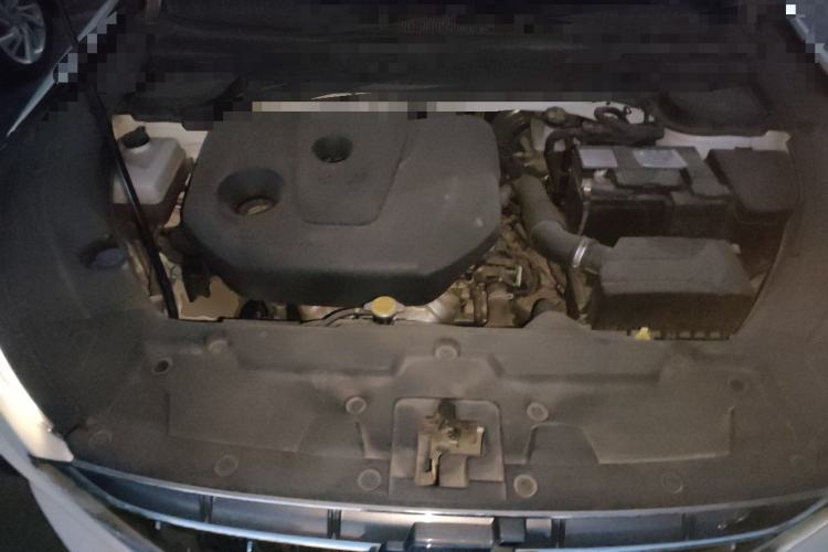 Used CHANGAN OSHAN X5 2021 1.6L CVT Comfort Model Engine Bay