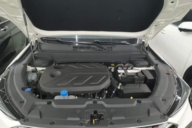Used CHANGAN OSHAN X5 2021 1.5T DCT Flagship Edition Engine Bay