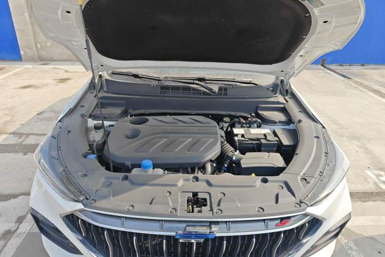 Used CHANGAN OSHAN X5 2021 1.5T DCT Prestige Edition Engine Bay