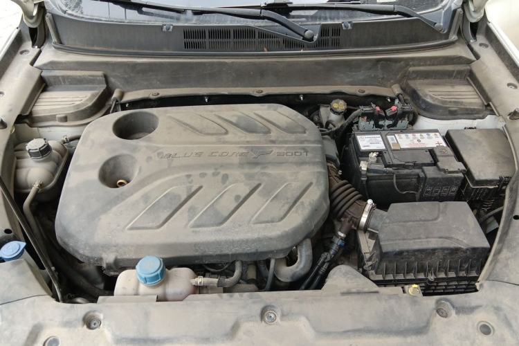 Used CHANGAN OSHAN X5 2021 1.5T DCT Flagship Edition Engine Bay