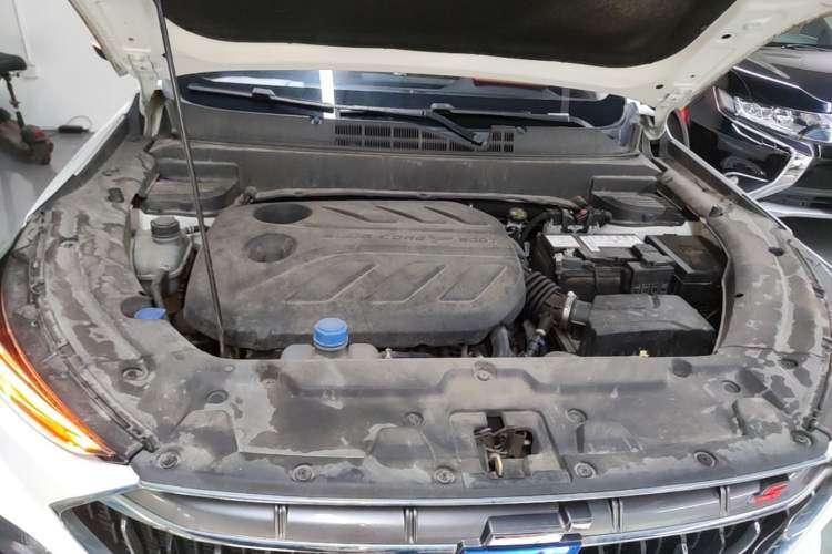 Used CHANGAN OSHAN X5 2021 1.5T DCT Prestige Edition Engine Bay