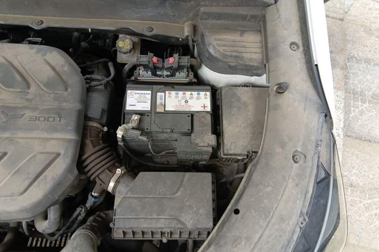 Used CHANGAN OSHAN X5 2021 1.5T DCT Flagship Edition Engine Bay Left