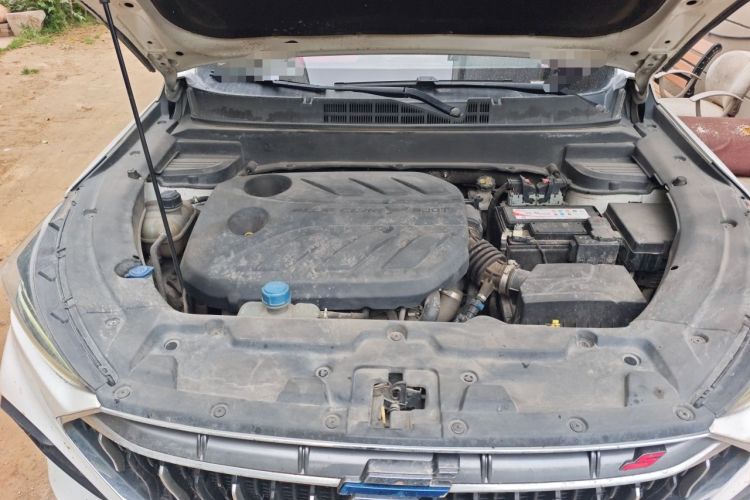 Used CHANGAN OSHAN X5 2021 1.5T DCT Flagship Edition Engine Bay