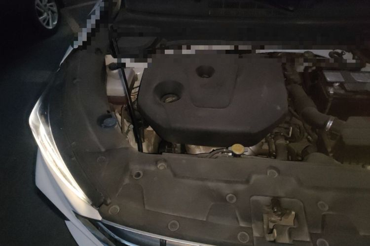 Used CHANGAN OSHAN X5 2021 1.6L CVT Comfort Model Engine Bay Right