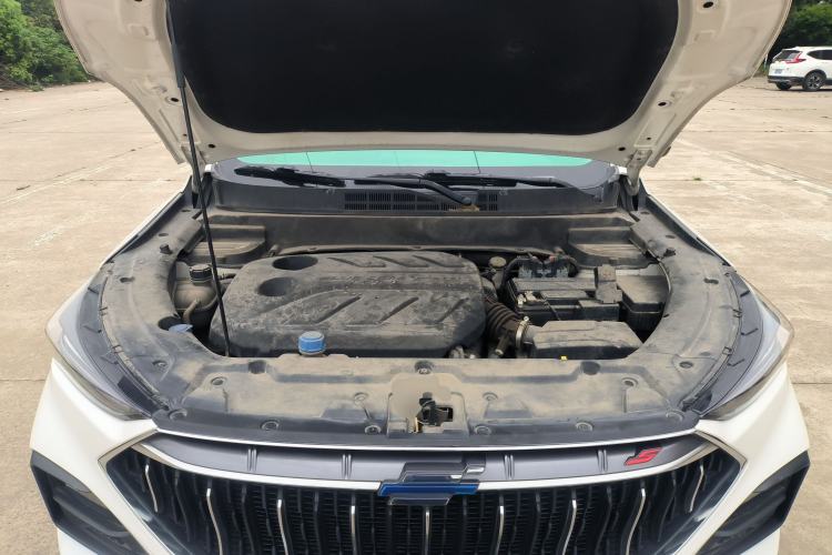 Used CHANGAN OSHAN X5 2021 1.5T DCT Prestige Edition Engine Bay