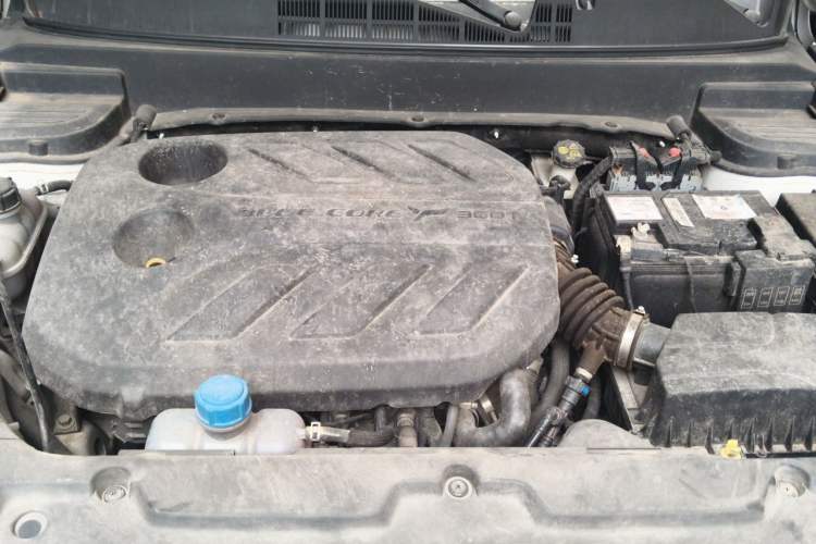 Used CHANGAN OSHAN X5 2021 1.5T DCT Prestige Edition Engine Bay