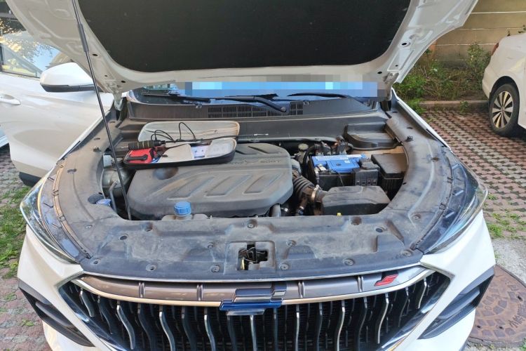 Used CHANGAN OSHAN X5 2021 1.5T DCT Prestige Edition Engine Bay