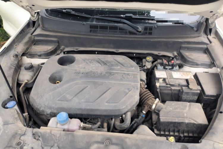Used CHANGAN OSHAN X5 2021 1.5T DCT Flagship Edition Engine Bay