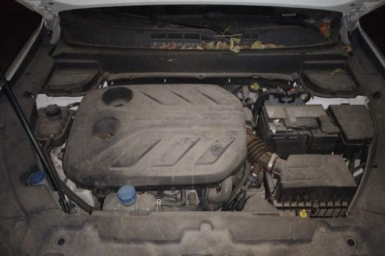 Used CHANGAN OSHAN X5 2021 1.5T DCT Flagship Edition Engine Bay