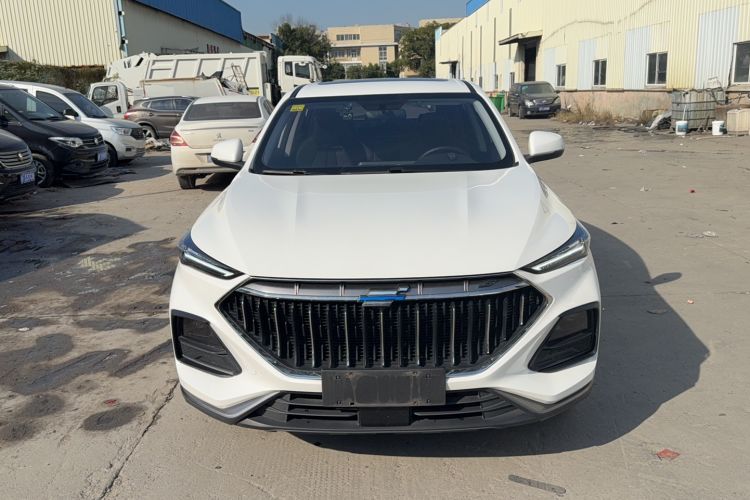 Used CHANGAN OSHAN X5 2021 Revised Version 1.6L Manual Luxury Edition Exterior 1