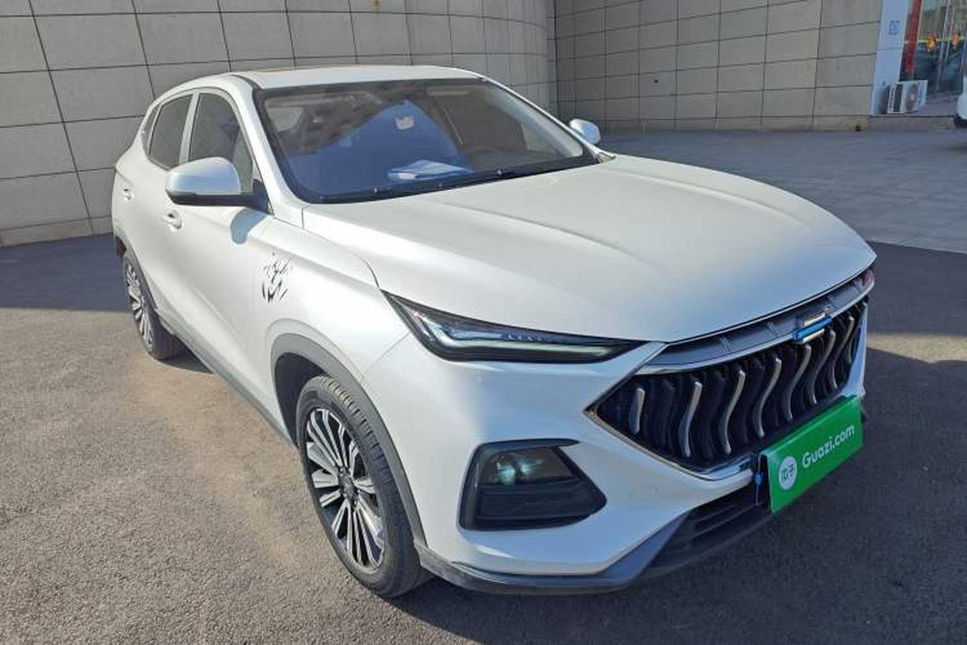 Used CHANGAN OSHAN X5 2021 Revised Version 1.5T DCT Luxury Edition Exterior 1