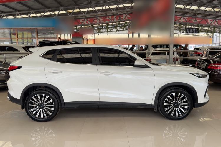Used CHANGAN OSHAN X5 2021 Revised Version 1.5T DCT Luxury Edition Exterior 3