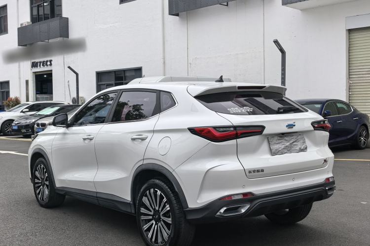 Used CHANGAN OSHAN X5 2021 1.6L CVT Luxury Model Exterior 3