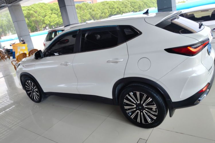 Used CHANGAN OSHAN X5 2021 Revised Version 1.5T DCT Luxury Edition Exterior 3