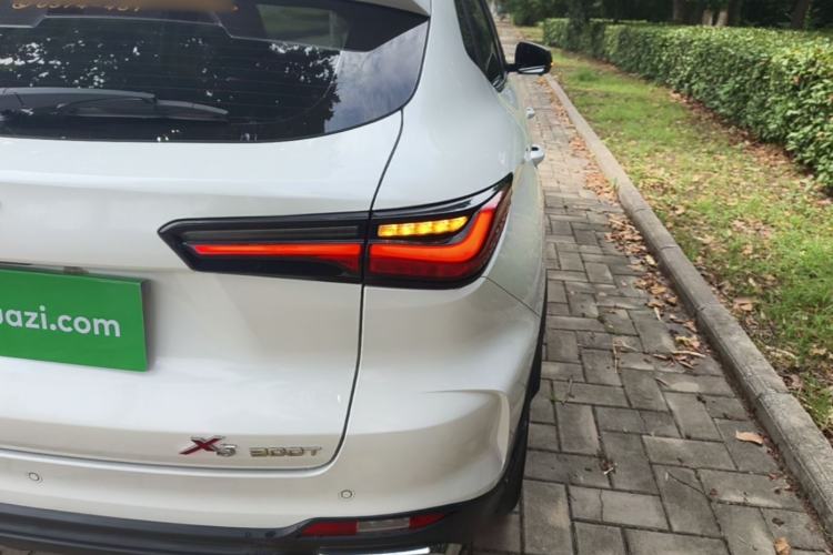 Used CHANGAN OSHAN X5 2021 1.5T DCT Flagship Edition Exterior 3