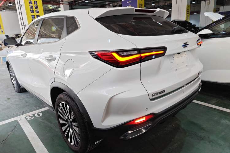 Used CHANGAN OSHAN X5 2021 1.5T DCT Prestige Edition Exterior 3