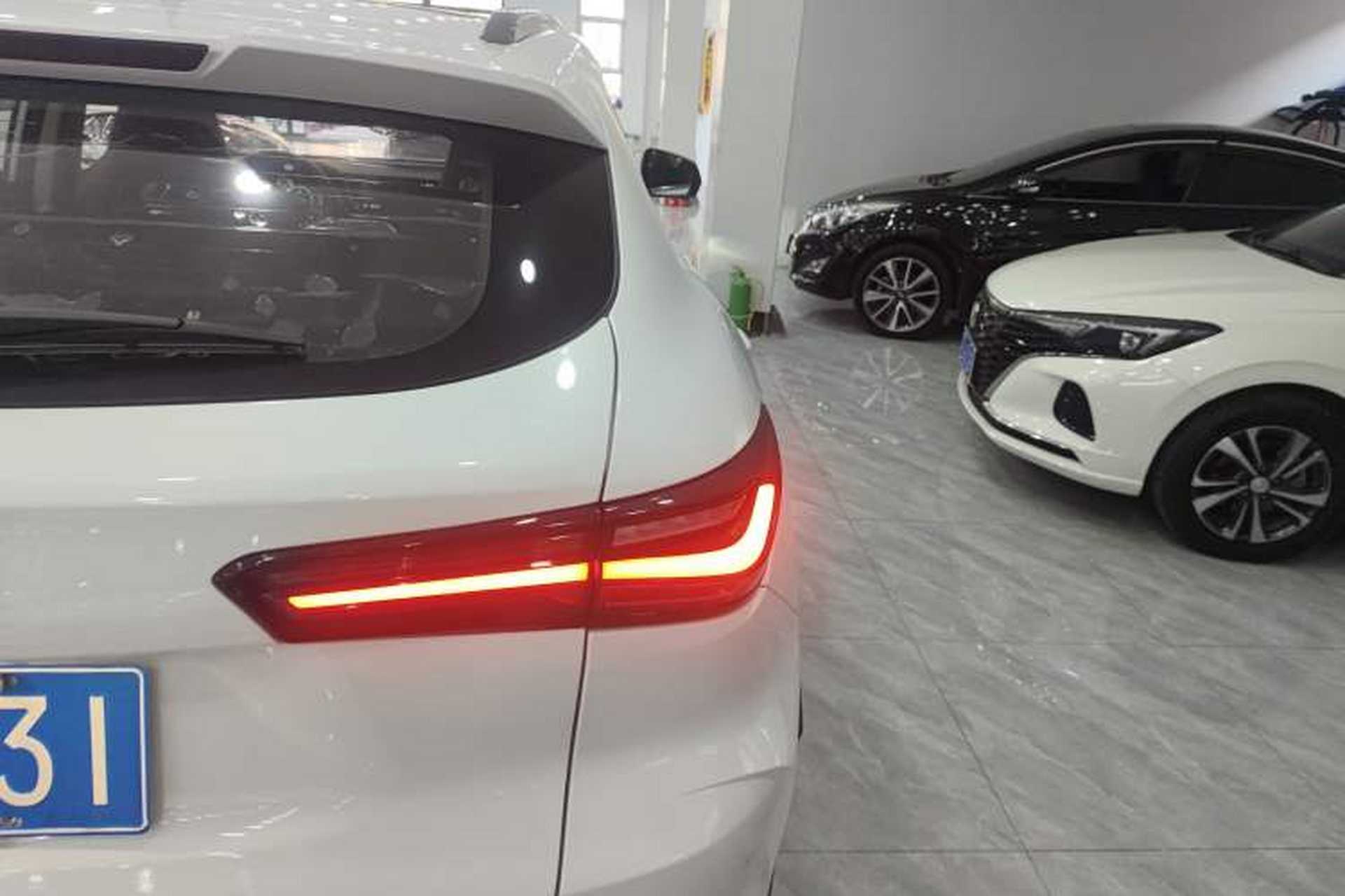 Used CHANGAN OSHAN X5 2021 1.5T DCT Flagship Edition Exterior 3