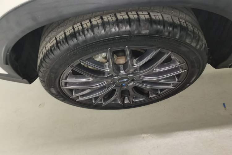 Used CHANGAN OSHAN X5 2021 1.5T DCT Flagship Edition Exterior 4