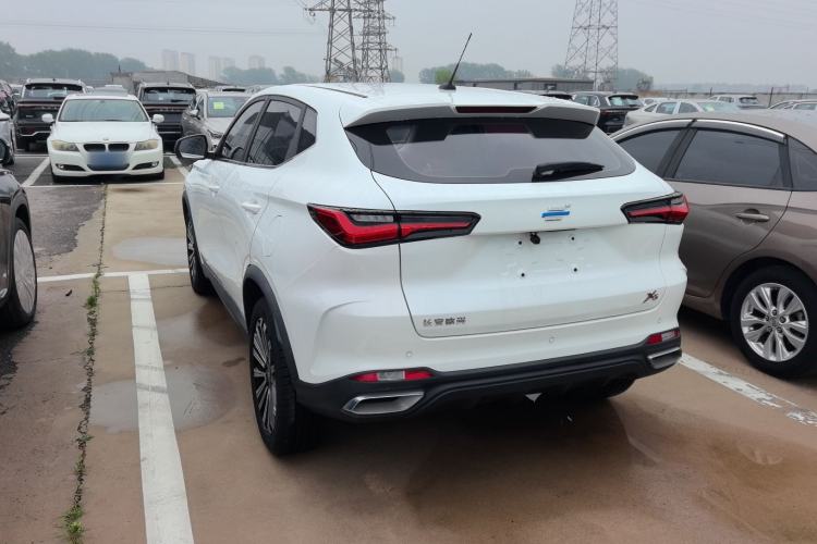 Used CHANGAN OSHAN X5 2021 1.6L CVT Comfort Model Exterior 4