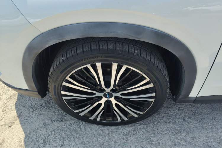 Used CHANGAN OSHAN X5 2021 1.5T DCT Flagship Edition Exterior 4