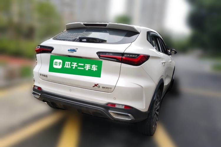 Used CHANGAN OSHAN X5 2021 Revised Version 1.5T DCT Luxury Edition Exterior 5