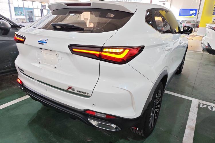 Used CHANGAN OSHAN X5 2021 1.5T DCT Prestige Edition Exterior 5
