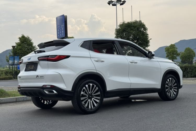 Used CHANGAN OSHAN X5 2021 1.5T DCT Prestige Edition Exterior 5