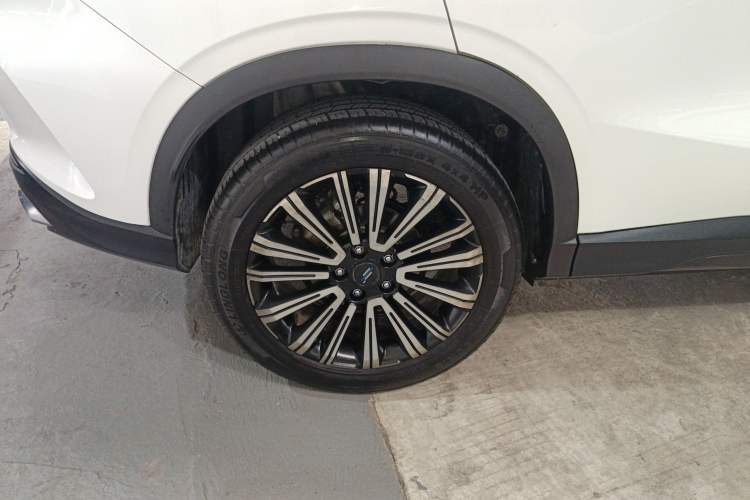 Used CHANGAN OSHAN X5 2021 1.5T DCT Prestige Edition Exterior 5