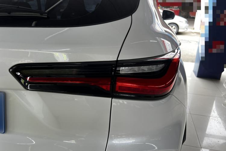 Used CHANGAN OSHAN X5 2021 1.5T DCT Prestige Edition Exterior 6