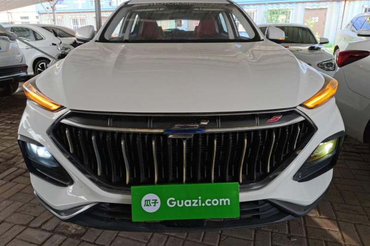 Used CHANGAN OSHAN X5 2021 Revised Version 1.5T DCT Luxury Edition Front