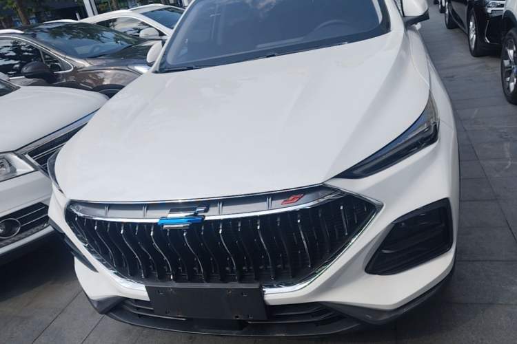 Used CHANGAN OSHAN X5 2021 1.5T DCT Flagship Edition Front