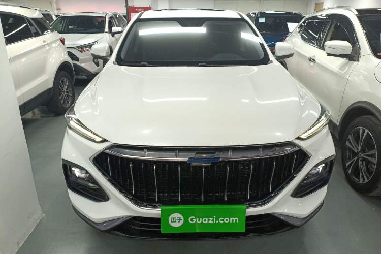 Used CHANGAN OSHAN X5 2021 1.6L CVT Luxury Model Front