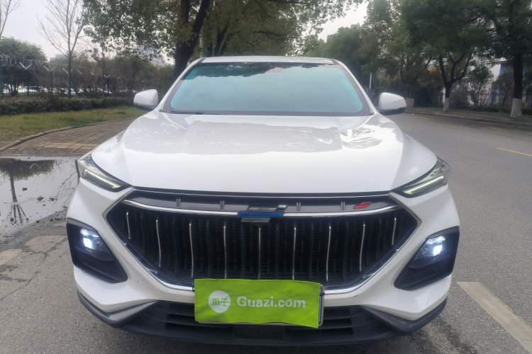 Used CHANGAN OSHAN X5 2021 1.5T DCT Prestige Edition Front