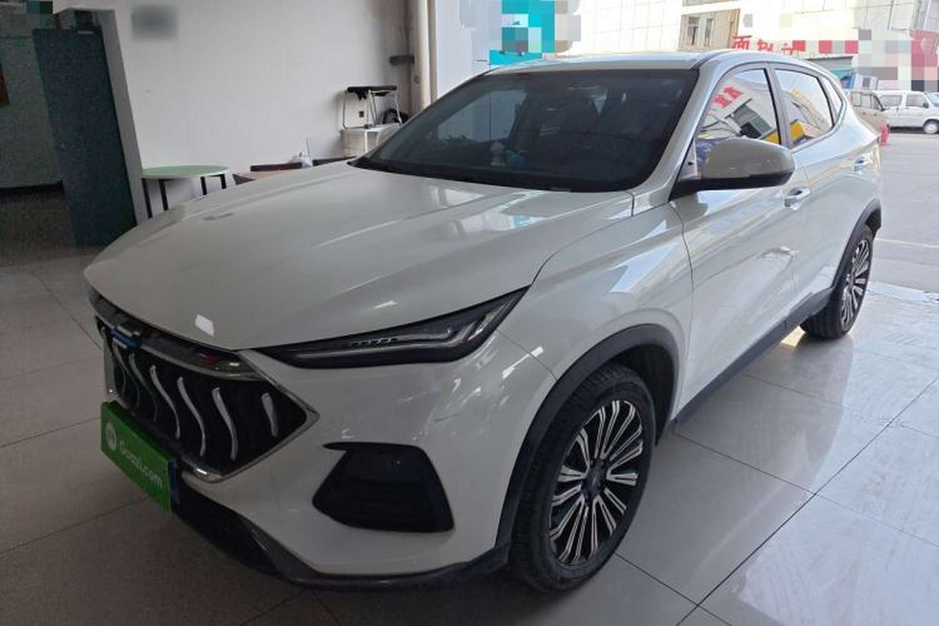 Used CHANGAN OSHAN X5 2021 Revised Version 1.5T DCT Luxury Edition Front Left 45 Deg