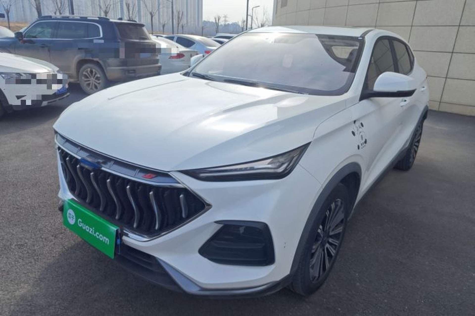 Used CHANGAN OSHAN X5 2021 Revised Version 1.5T DCT Luxury Edition Front Left 45 Deg