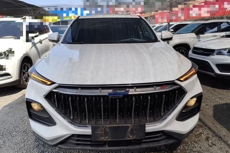 Used CHANGAN OSHAN X5 2021 Revised Version 1.5T DCT Luxury Edition Front