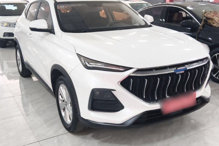 Used CHANGAN OSHAN X5 2021 1.6L CVT Luxury Version Front Right 45 Deg