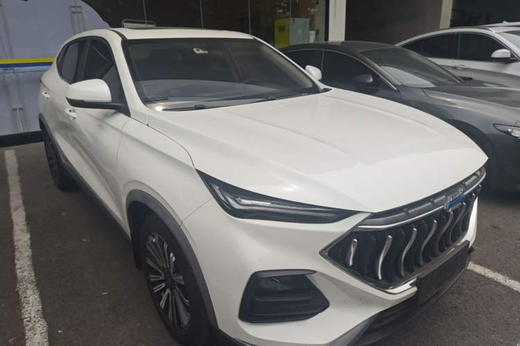 Used CHANGAN OSHAN X5 2021 1.5T DCT Prestige Edition Front Right 45 Deg