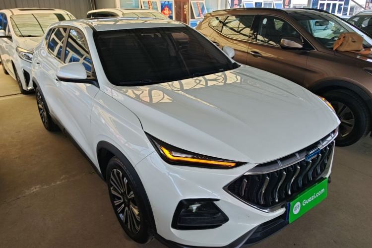 Used CHANGAN OSHAN X5 2021 1.6L CVT Luxury Model Front Right 45 Deg
