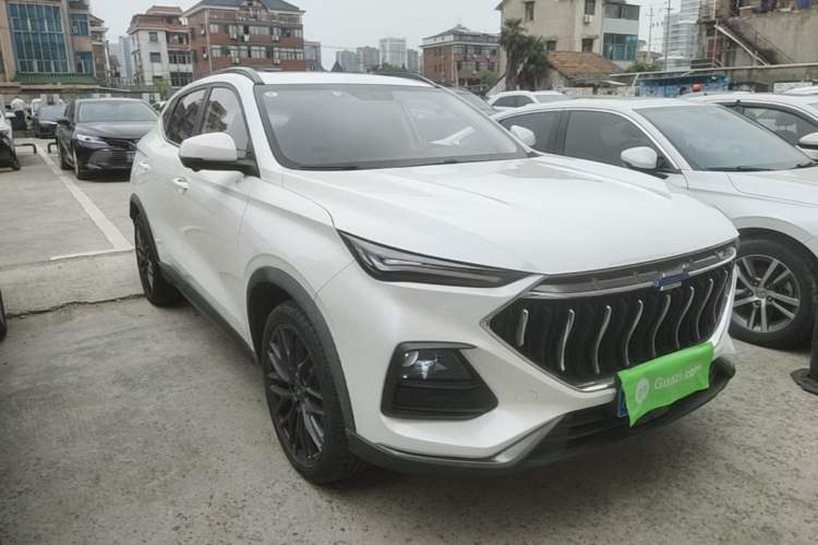 Used CHANGAN OSHAN X5 2021 1.5T DCT Flagship Edition Front Right 45 Deg